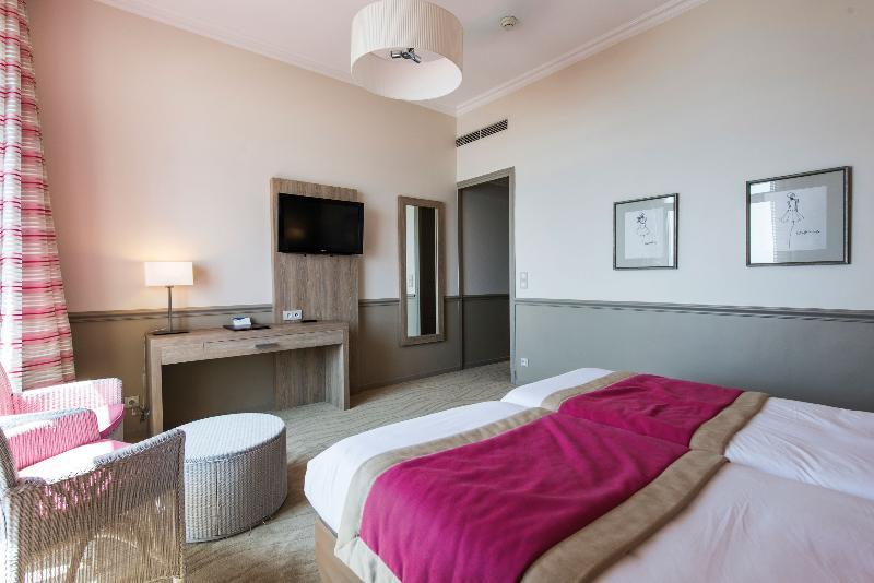 Hotel Vacances Bleues Royal Westminster Menton Dış mekan fotoğraf